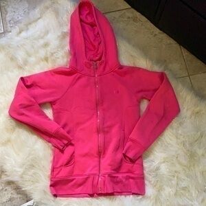 UnderArmour || Semi-Fitted Storm